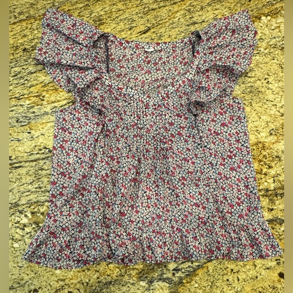 GAP Tops - Gap Floral Ruffle Sleeve Top Square Neck Blouse Women’s Size XL